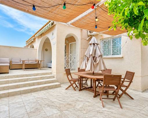 Apartment / Flat - Short time rental - Torrevieja Centro - Aguas Nuevas