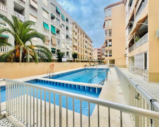 Apartment/Flat - Wederverkoop - Torrevieja - SES-93759