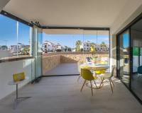 Balcón | Venta de planta baja con jardín en venta en Villamartin – Orihuela Costa