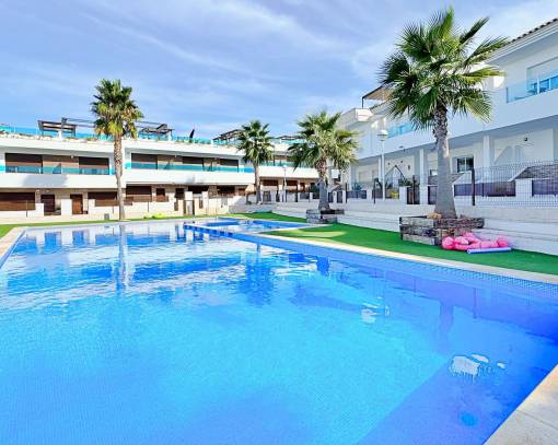 Casa Adosada - Reventa - Torrevieja - SEB-83089