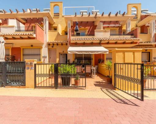 Дом рядовой застройки - Sale - Orihuela Costa - Los Dolses