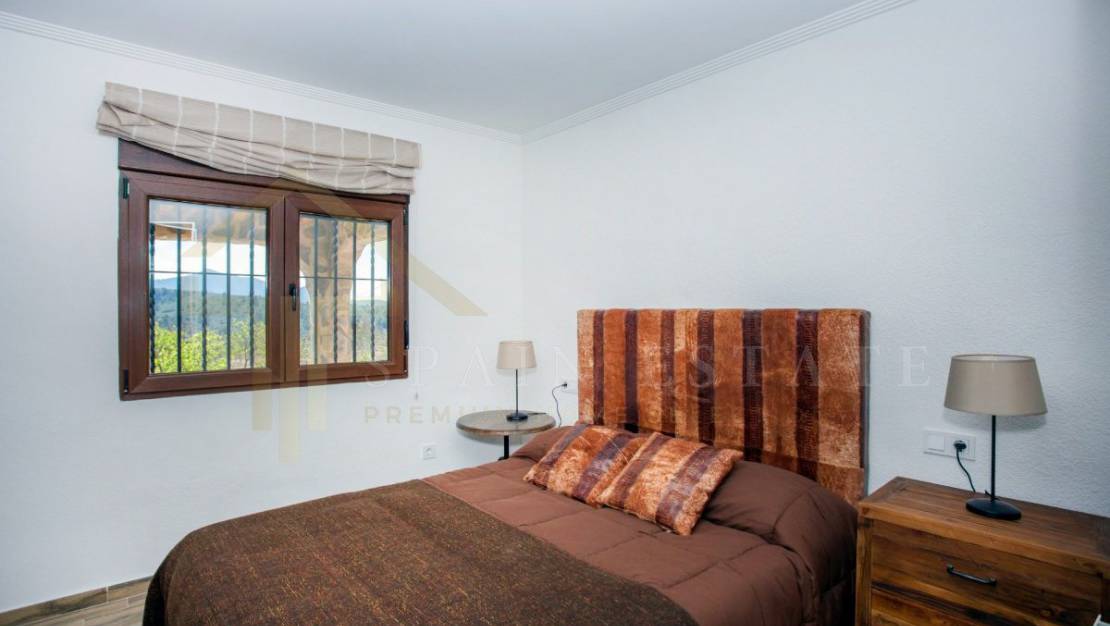 Dormitorio principal | propiedad premium en Hondón de las Nieves - Costa Blanca (Alicante)