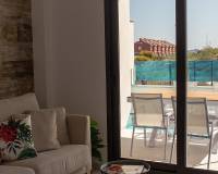 Доступ на террасу | Элитная недвижимость с бассейном на юге Коста Бланка