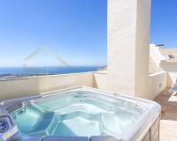 Duplex penthouse in Marbella with jacuzzi. - Jacuzzi.