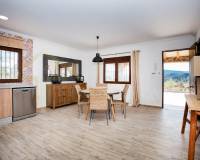 Entrada principal | Amplio chalet en venta en Hondón de las Nieves - Costa Blanca