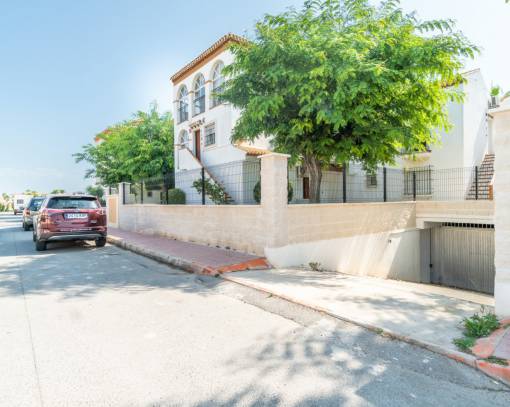 Garaj - tekrar satış - Orihuela Costa - SEF-59156