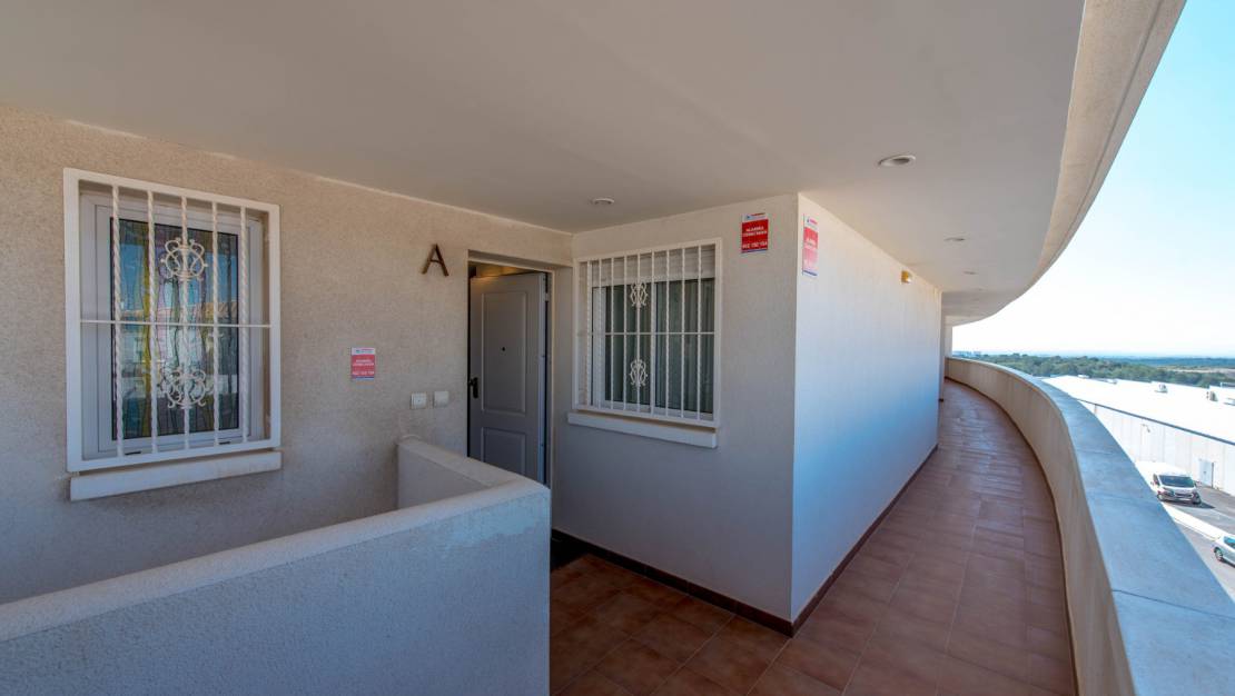 Hoofdingang | Appartementen te koop in Lomas de Campoamor