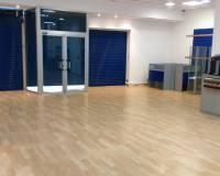 Inngang | Kommersiell kontor til salgs i Torrevieja Center