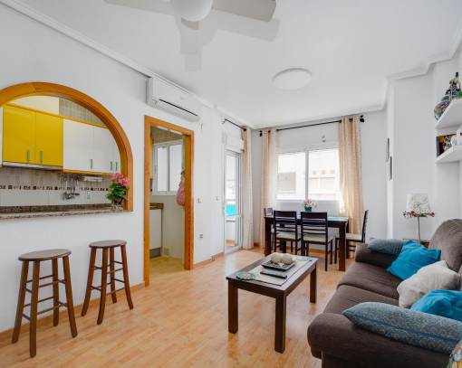 Квартира / Квартира - Sale - Torrevieja - Playa del Acequion