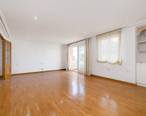 Квартира / Квартира - Sale - Torrevieja - SES-37597