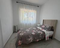 Lang tid utleie - Villa - Torrevieja - España