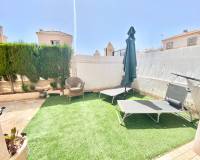 Lange tijd verhuur - Villa - Torrevieja - Los balcones