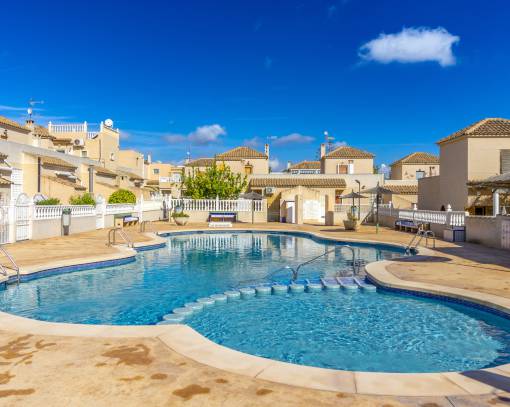 Maison mitoyenne - Sale - Los Balcones - Los Altos del Edén - SEB-80867