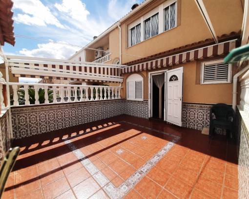 Maison mitoyenne - Sale - Torrevieja - Playa de los Naufragos
