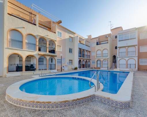 Maison mitoyenne - Sale - Torrevieja - Playa de los Naufragos