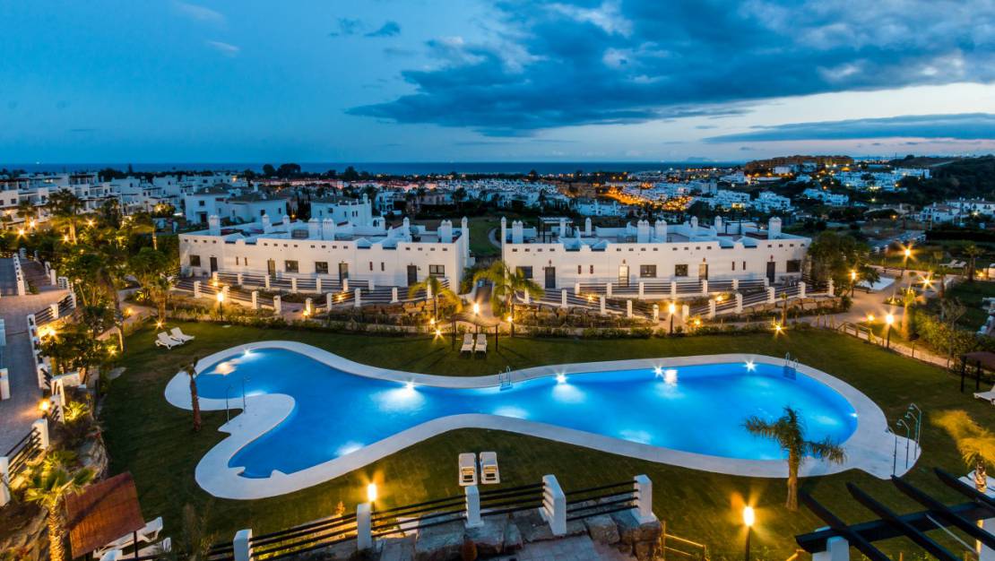 New Build - Apartment/Flat - Marbella - ESTEPONA