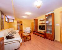 Reihenhaus in La Mata mit 4 Schlafzimmern.