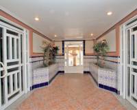 Resale - Apartment / Flat - La Mata