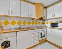 Resale - Apartment / Flat - Orihuela - Zona Centro