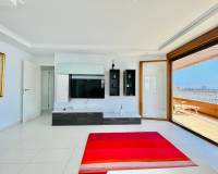 Resale - Apartment / Flat - Torrevieja - Acequion