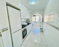 Resale - Apartment / Flat - Torrevieja - Acequion