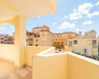 Resale - Apartment / Flat - Torrevieja - Calas blanca