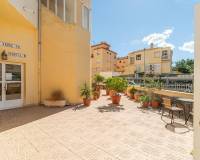 Resale - Apartment / Flat - Torrevieja - Calas blanca