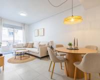 Resale - Apartment / Flat - Torrevieja Centro - Playa del Cura