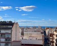 Resale - Apartment / Flat - Torrevieja Centro - Torrevieja