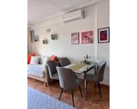 Resale - Apartment / Flat - Torrevieja Centro - Torrevieja