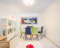 Resale - Apartment / Flat - Torrevieja - Centro