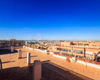 Resale - Apartment / Flat - Torrevieja - Centro