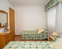 Resale - Apartment / Flat - Torrevieja - Centro