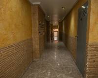 Resale - Apartment / Flat - Torrevieja - Centro