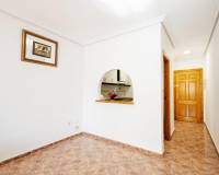 Resale - Apartment / Flat - Torrevieja - Centro