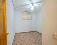 Resale - Apartment / Flat - Torrevieja - Centro