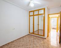 Resale - Apartment / Flat - Torrevieja - Centro