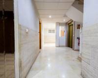 Resale - Apartment / Flat - Torrevieja - Centro