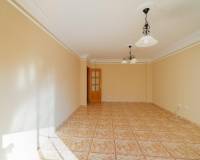 Resale - Apartment / Flat - Torrevieja - Centro
