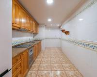 Resale - Apartment / Flat - Torrevieja - Centro