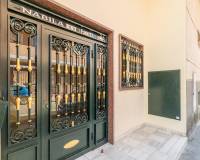 Resale - Apartment / Flat - Torrevieja - Centro