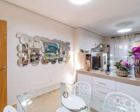 Resale - Apartment / Flat - Torrevieja - Centro