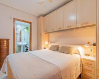 Resale - Apartment / Flat - Torrevieja - Centro