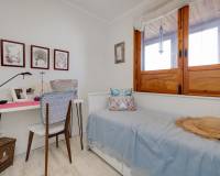 Resale - Apartment / Flat - Torrevieja - El Acequión