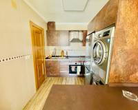 Resale - Apartment / Flat - Torrevieja - El Chaparral