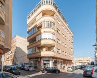 Resale - Apartment / Flat - Torrevieja - Estacion de autobuses