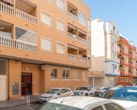 Resale - Apartment / Flat - Torrevieja - Estacion de autobuses