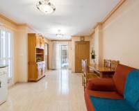 Resale - Apartment / Flat - Torrevieja - Estacion de autobuses