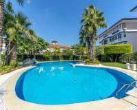 Resale - Apartment / Flat - Torrevieja - La Mata