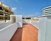 Resale - Apartment / Flat - Torrevieja - La Mata